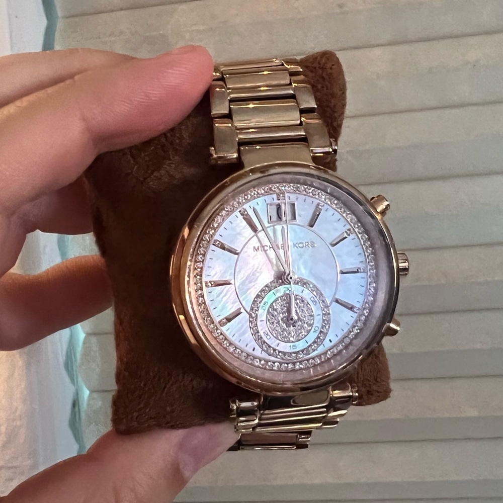 Rose gold Michael kors watch